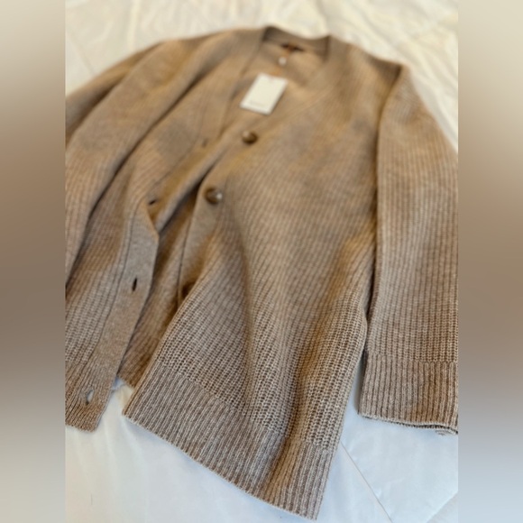 Quince Mongolian cashmere cardigan sz m - Picture 6 of 7